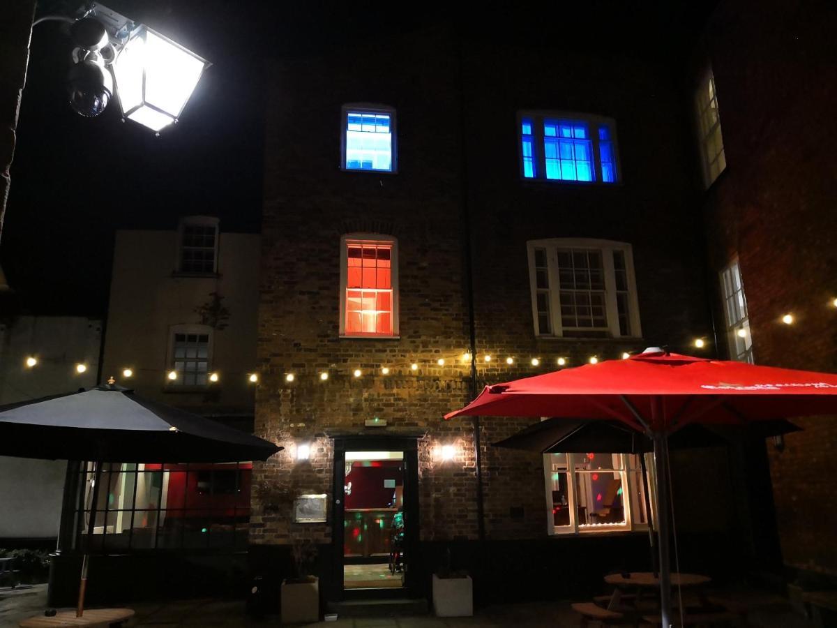 The Commercial Bar & Hotel Chester Exteriör bild
