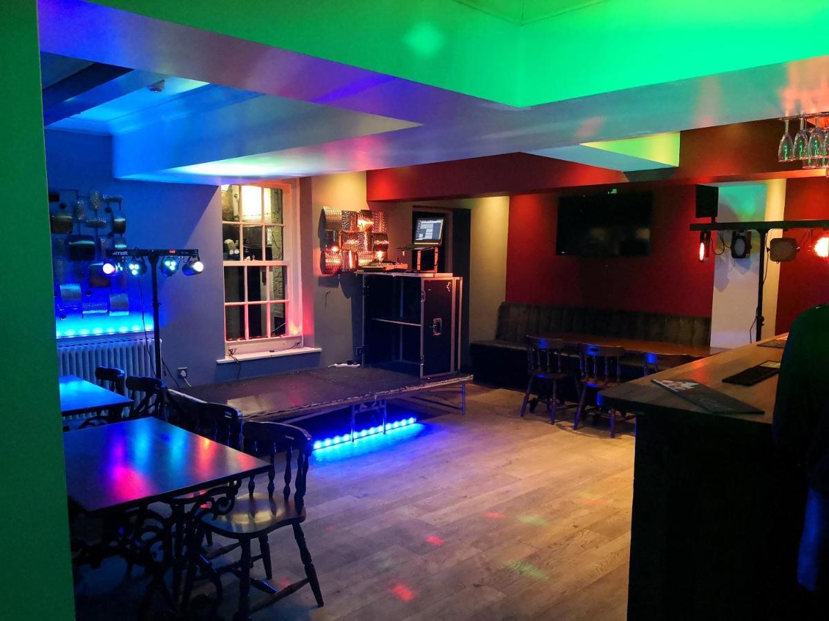 The Commercial Bar & Hotel Chester Exteriör bild