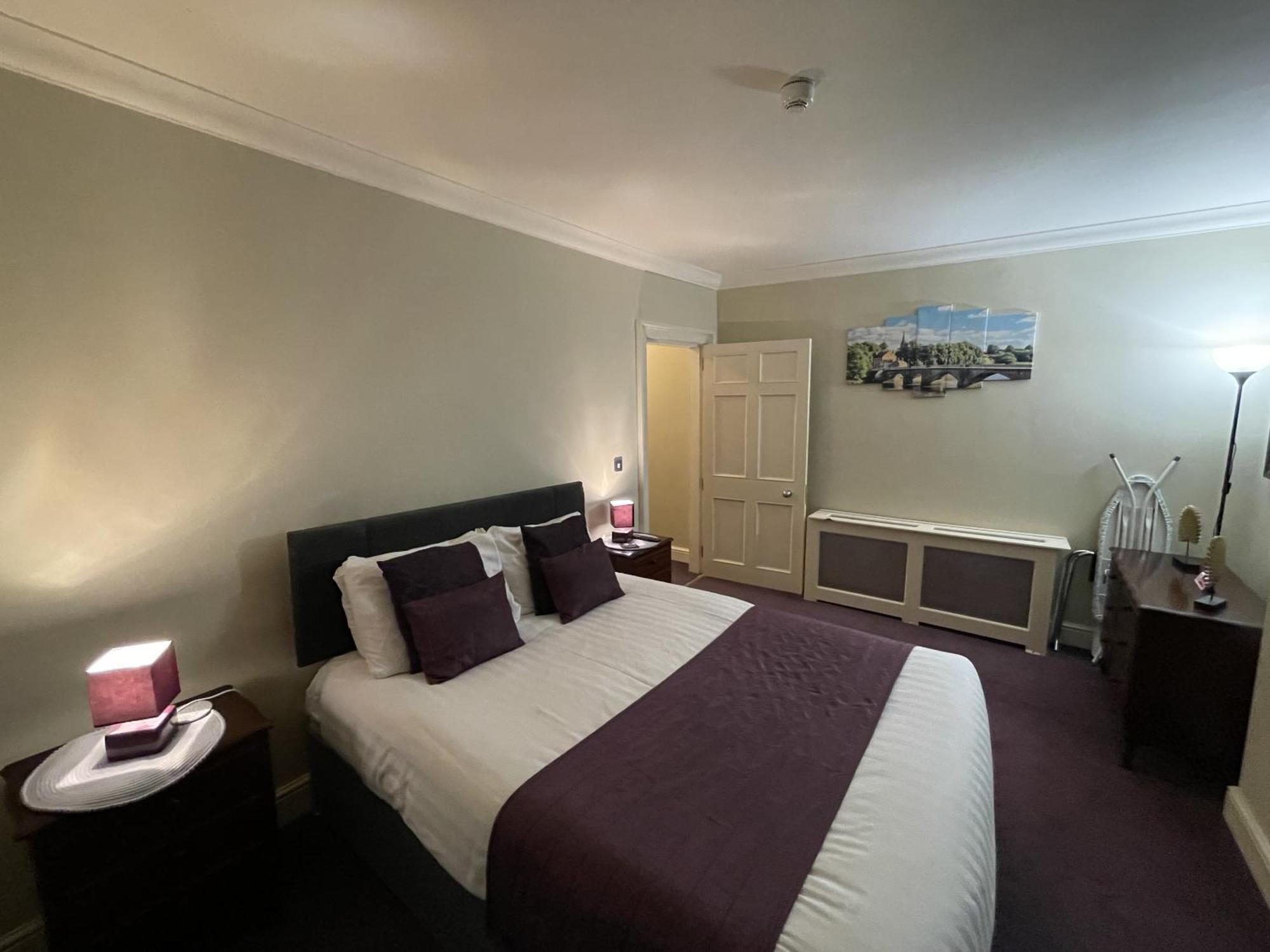 The Commercial Bar & Hotel Chester Rum bild